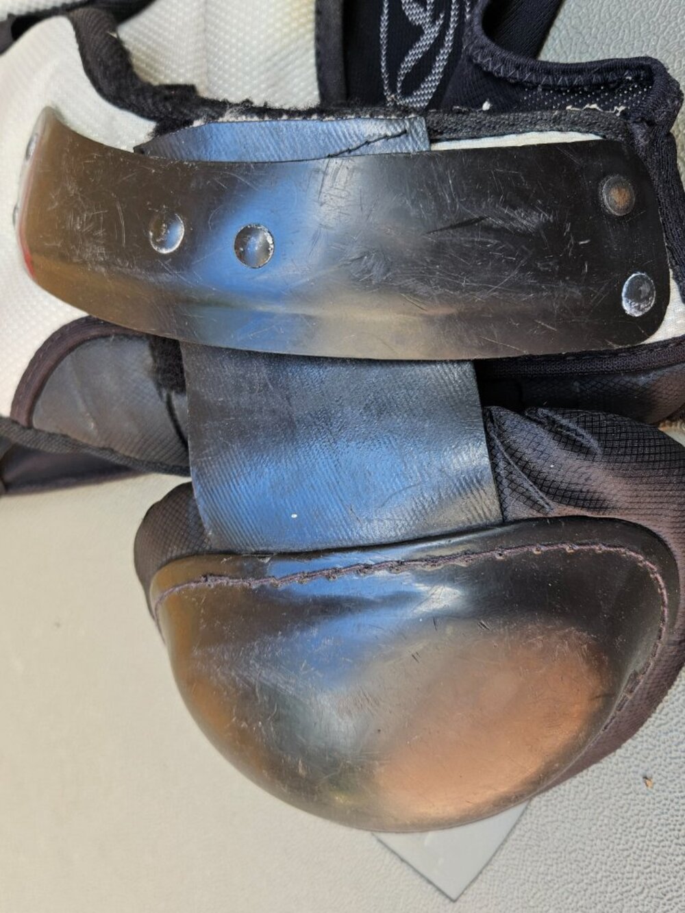 Umpires Chest Protector - Picture 7 of 9